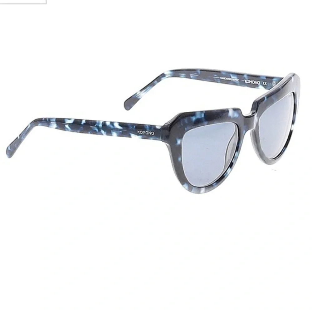 New KOMONO Stella Indigo Demi Sunglasses Cat Eye Retro Blue Tortoise